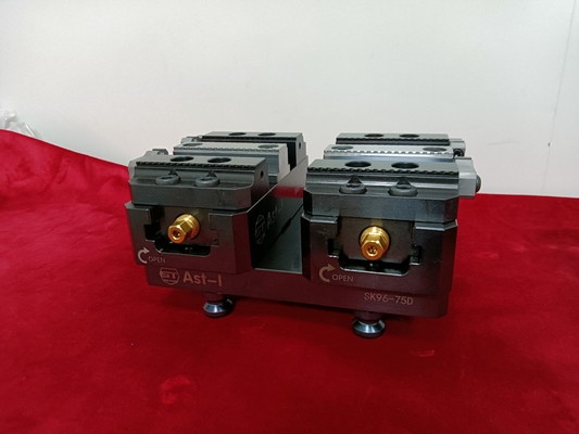 Χειροκίνητη ανταλλαγή CNC Horizontal Mill MachΣεe Μάγγαινα 0,02mm 4 Άξονας